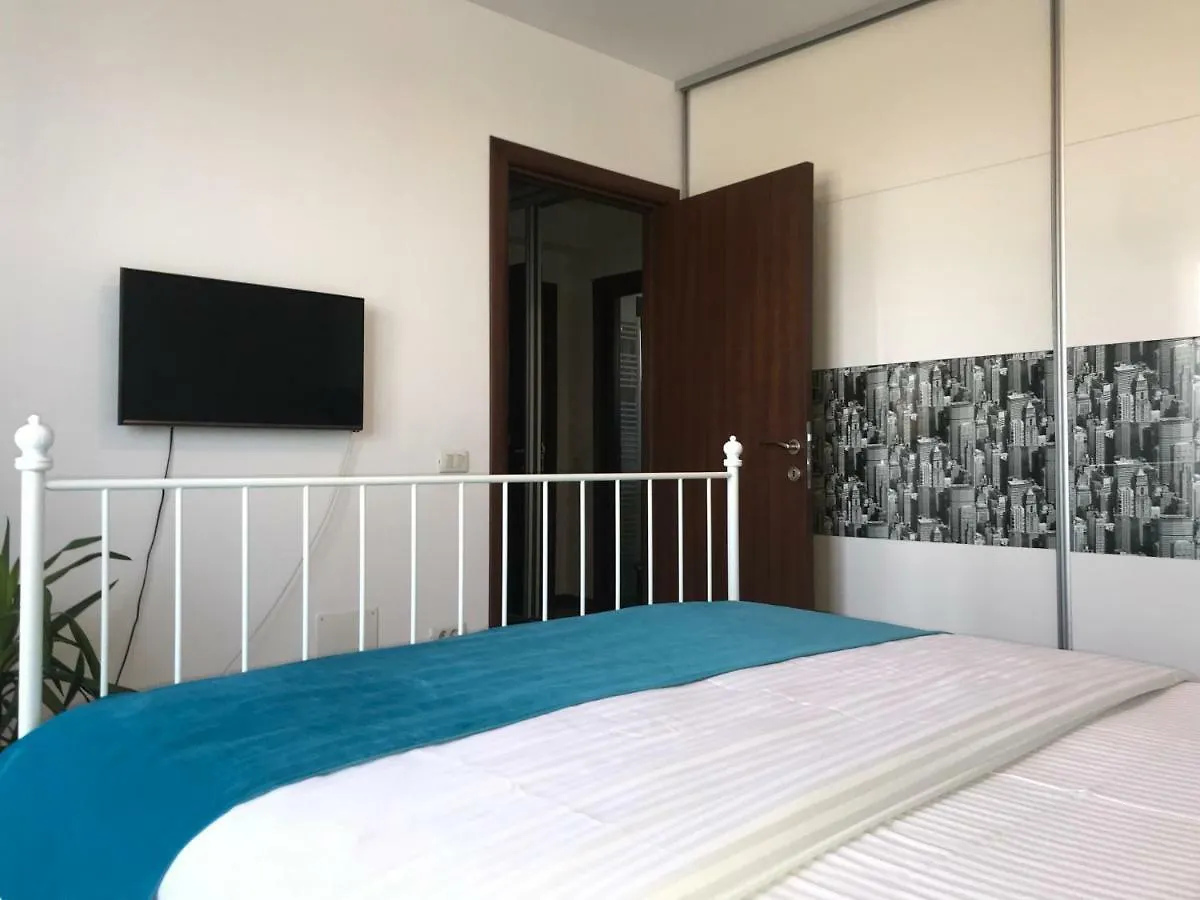 Pipera Lake View By Acme Rent Bucharest Romania